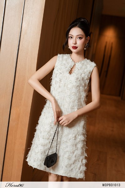 Hiển thị chi tiết cho Đầm tweed dáng suông Ảnh của Đầm tweed dáng suông